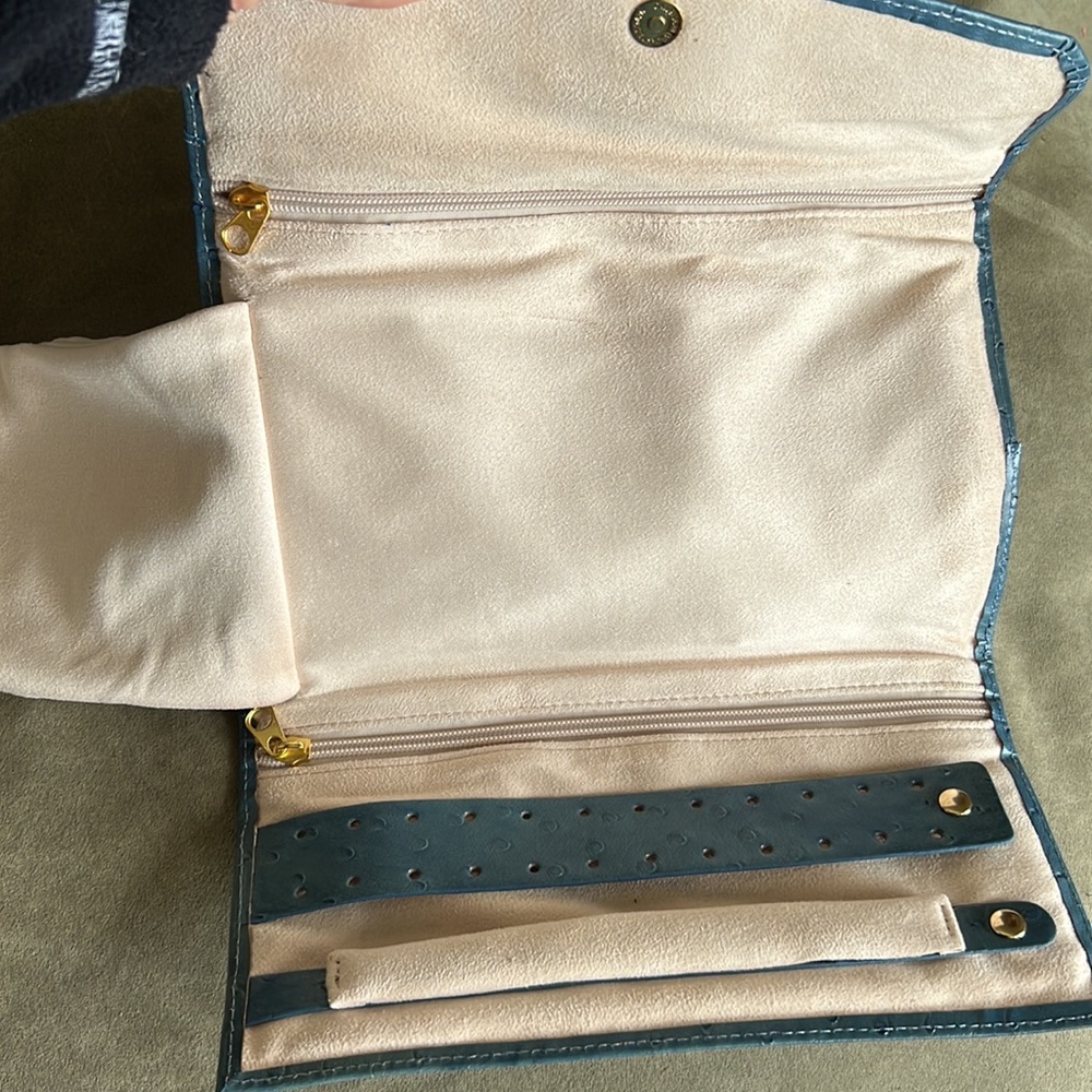 ROWALLAN JEWELRY CASE - Picture 4 of 4